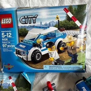 Retired LEGO City Patrol Car Set #4436